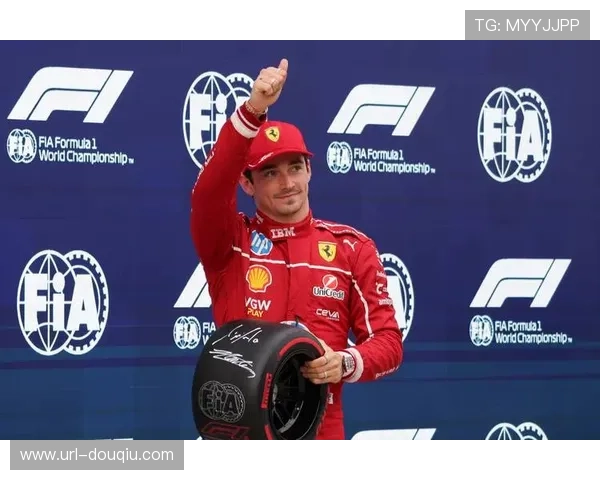 勒克莱尔回应个人荣誉与车队荣誉选择:坦言“我两个都要” 勒克莱尔回应个人荣誉与车队荣誉选择:坦言“我两个都要”