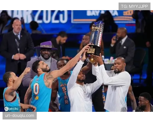 全明星赛四场12分钟循环赛决定晋级名额，胜者争夺总冠军